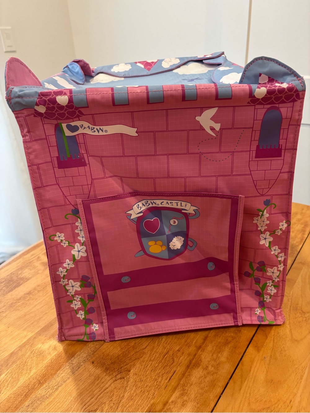 Vintage BUILD A BEAR Pink castle foldable